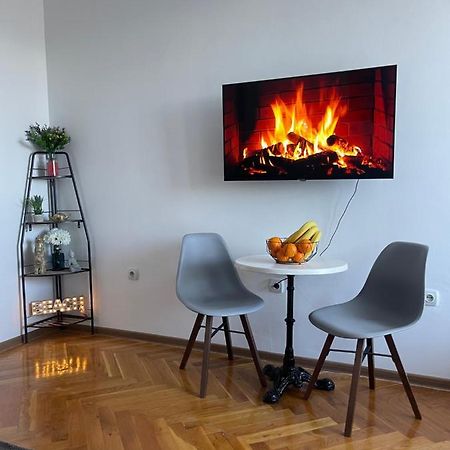 Апартаменты Bar Center Studio Экстерьер фото