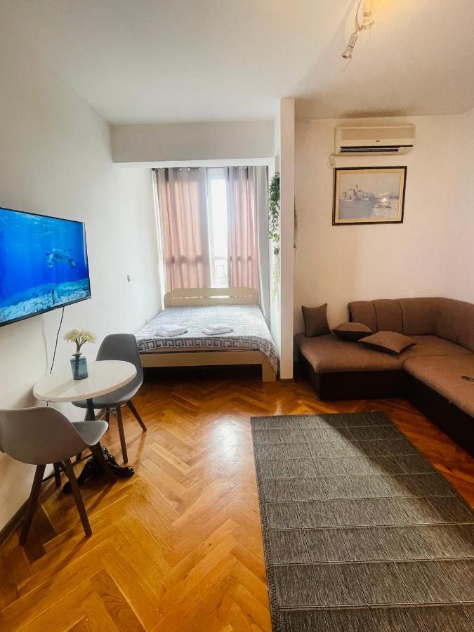 Апартаменты Bar Center Studio Экстерьер фото